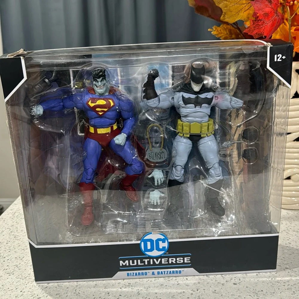 ✨McFarlane Toys - DC Multiverse Bizarro & Batzarro 7in Action Figure 2pk